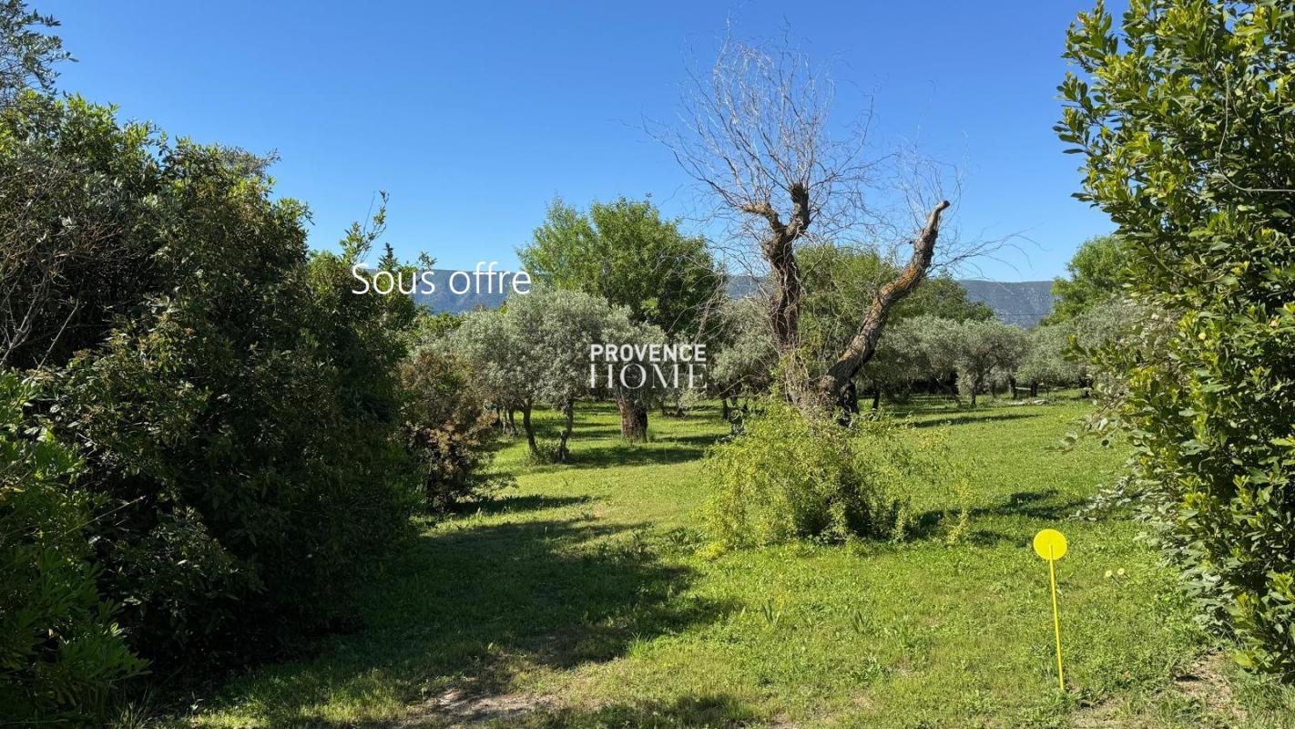 Vente Terrain constructible Gordes Provence Home