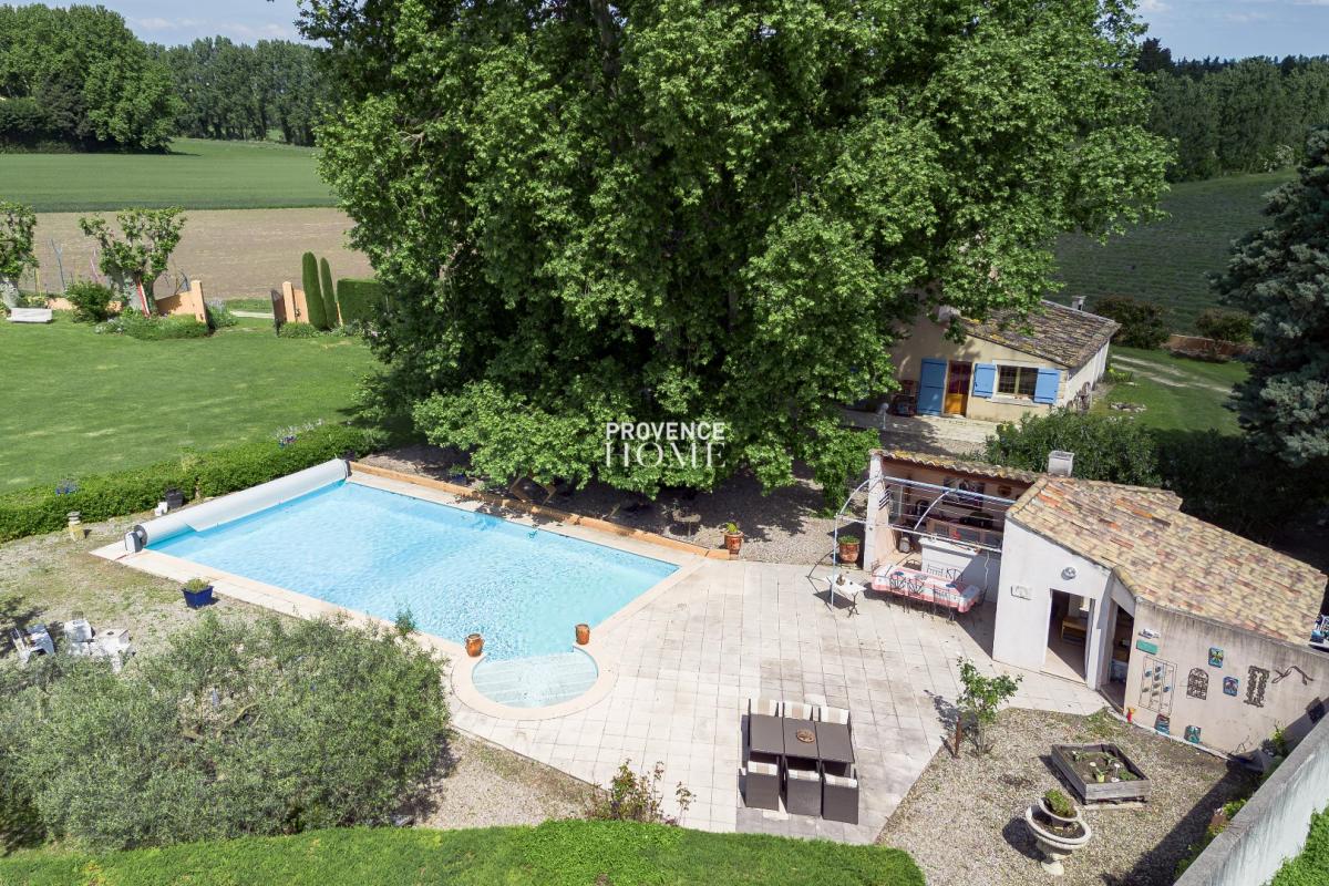 Vente Mas Le Thor Provence Home