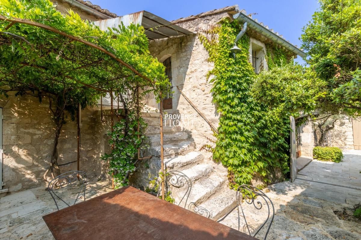 Vente Mas Menerbes Provence Home