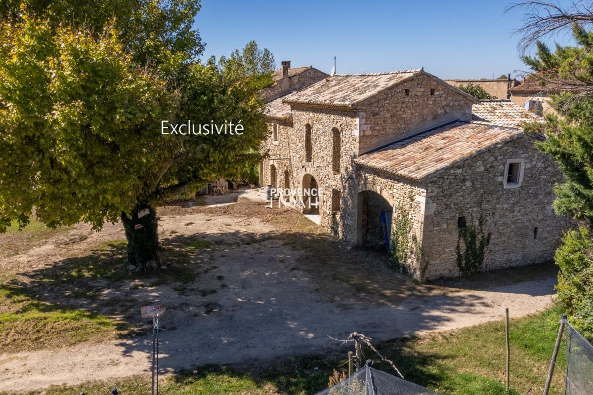 Vente Mas Robion Provence Home