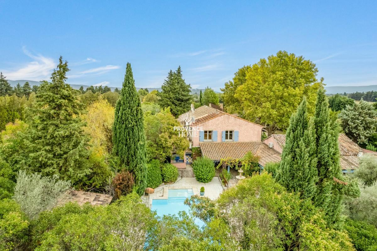 Vente Mas Robion Provence Home